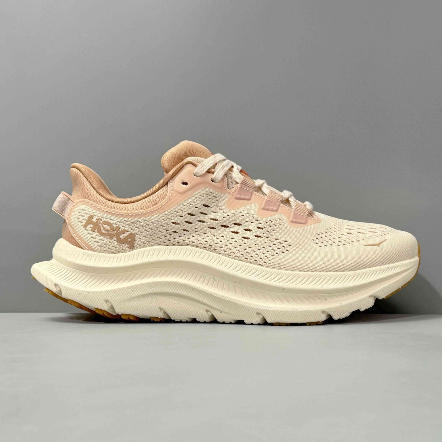 Hoka Kawana 2 Beige