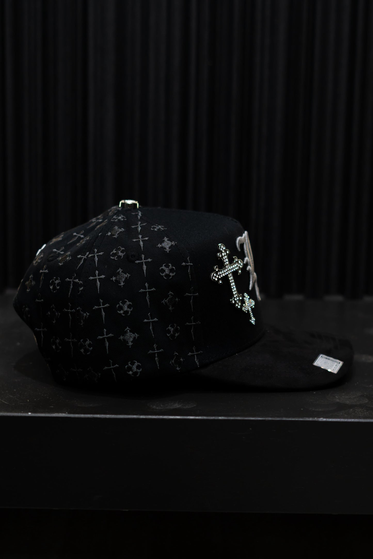 BIG BOSS LA W CRUCES RHINESTONE