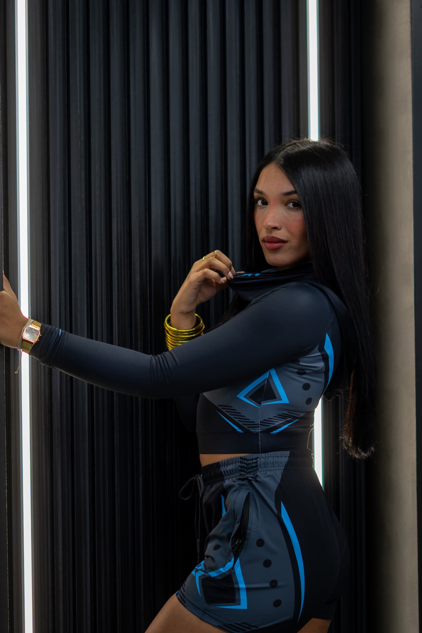 TRUTH LEGACY SET PLAYA NEGRO CON AZUL MUJER