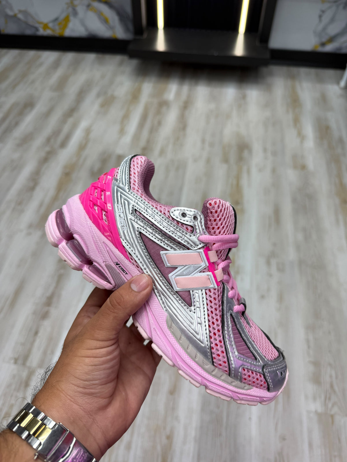 New Balance 1906 Rosa