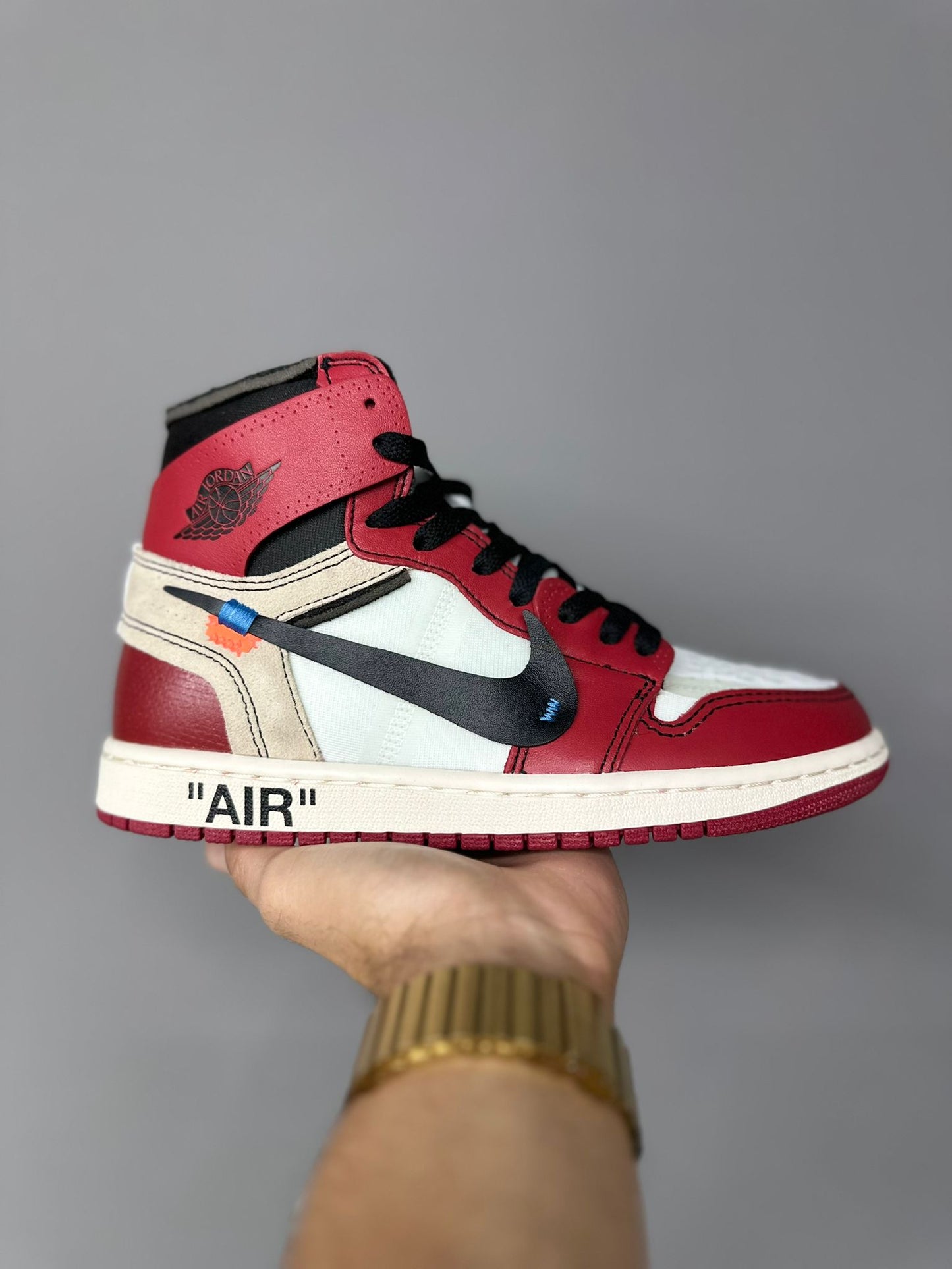 Off-White x Air Jordan 1 Retro High OG 'Chicago'