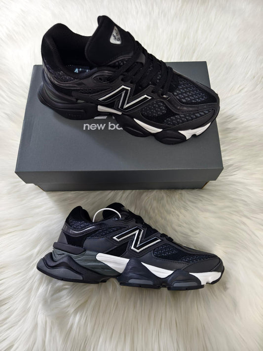 9060 Gray-Black