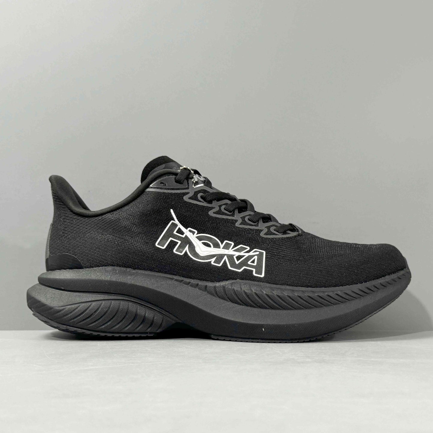 Hoka Skyflow Super Black