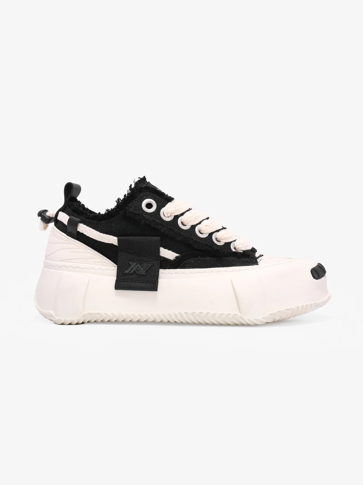 Elevate Black with Beige