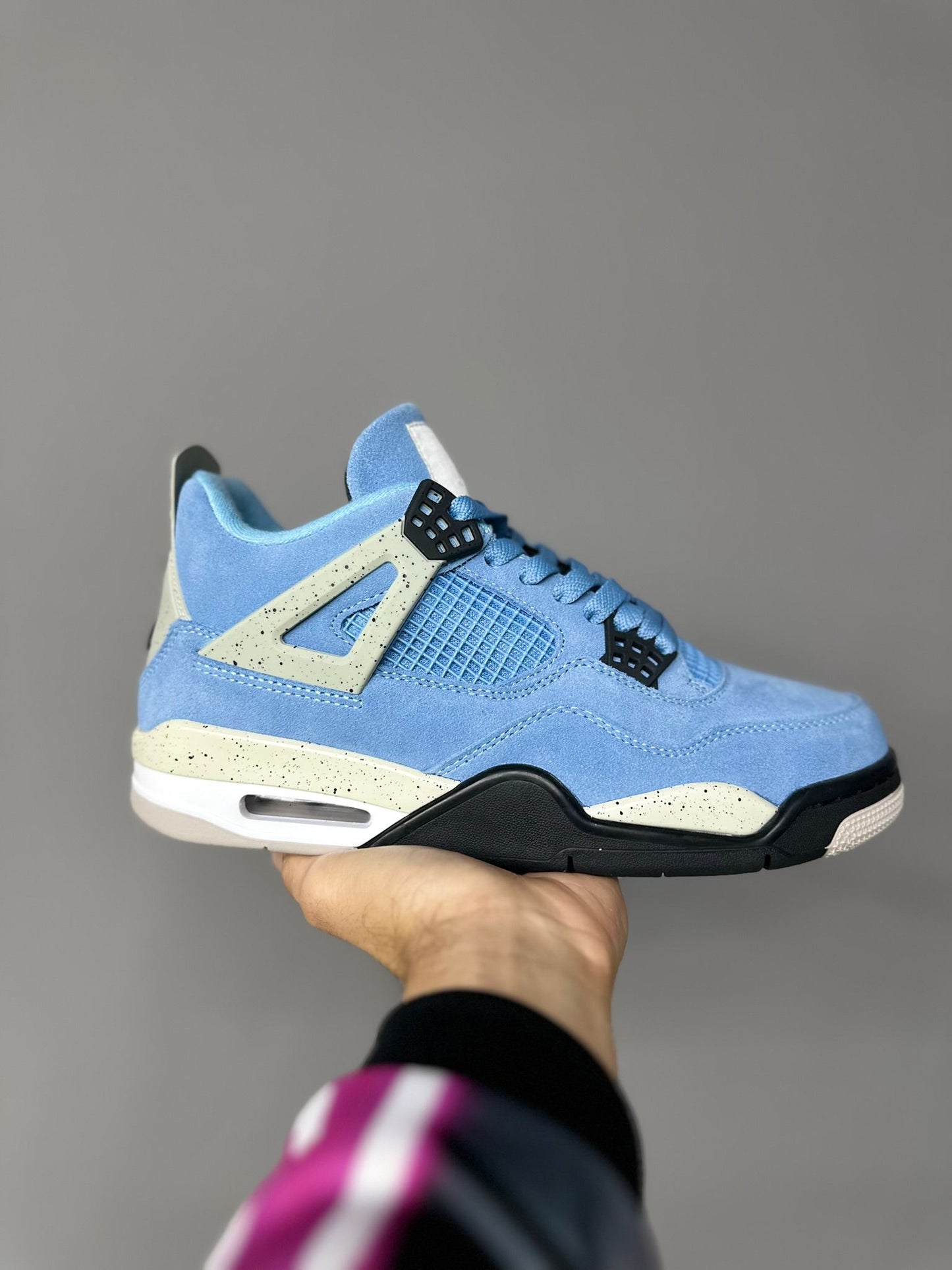 RETRO 4 "UNIVERSITY BLUE"