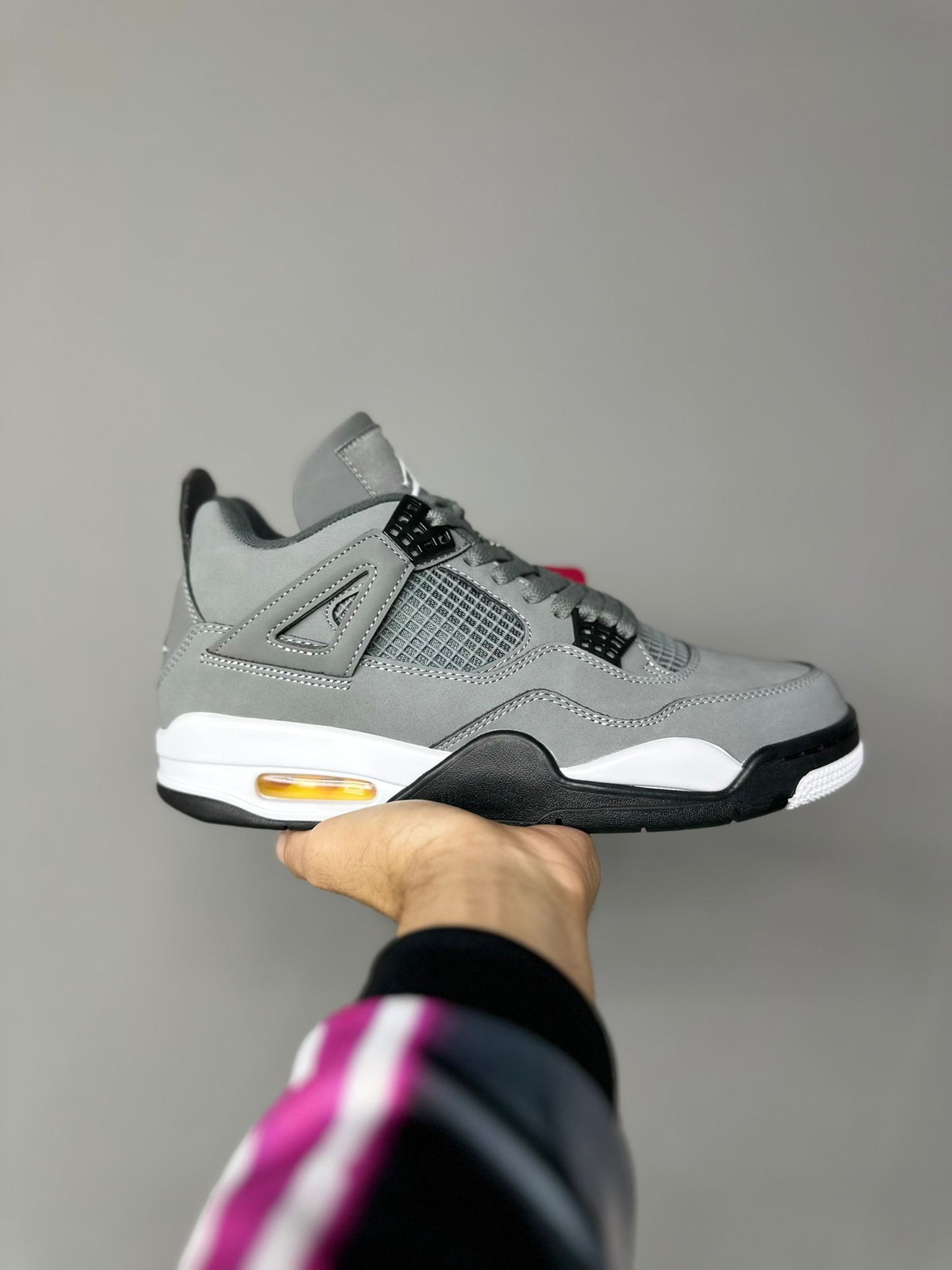 RETRO 4 "COOL GREY"