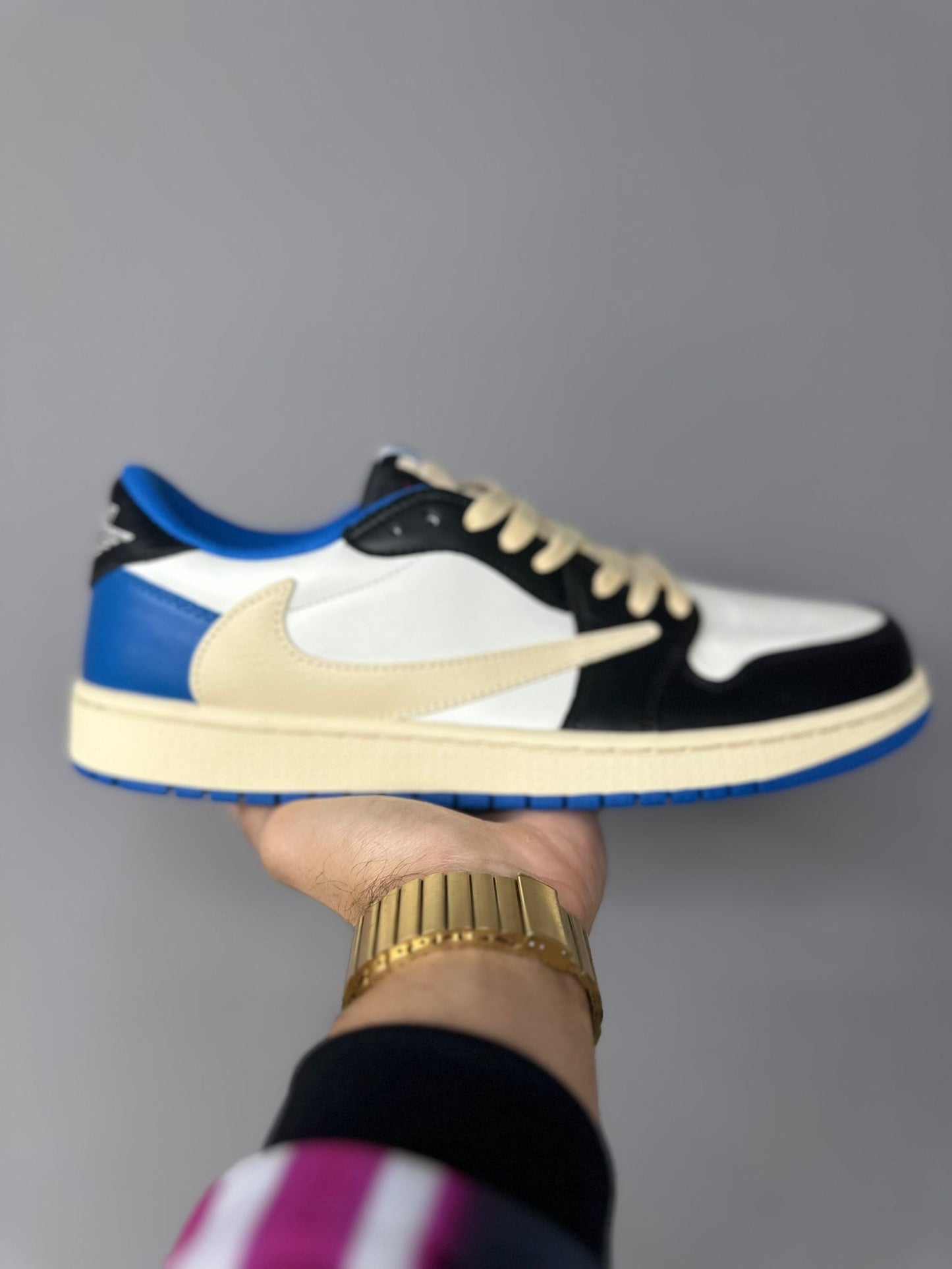 RETRO 1 TRAVIS SCOTT "FRAGMENT DESING"