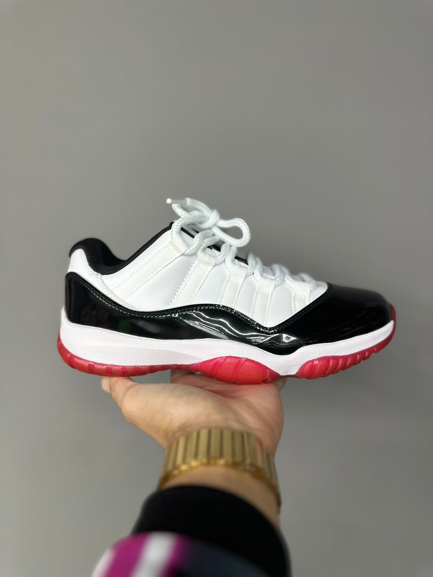 RETRO 11 LOW "CONCORD BRED"