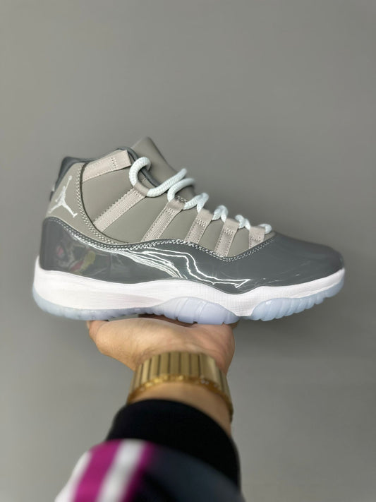 RETRO 11 HIGH "COOL GREY"