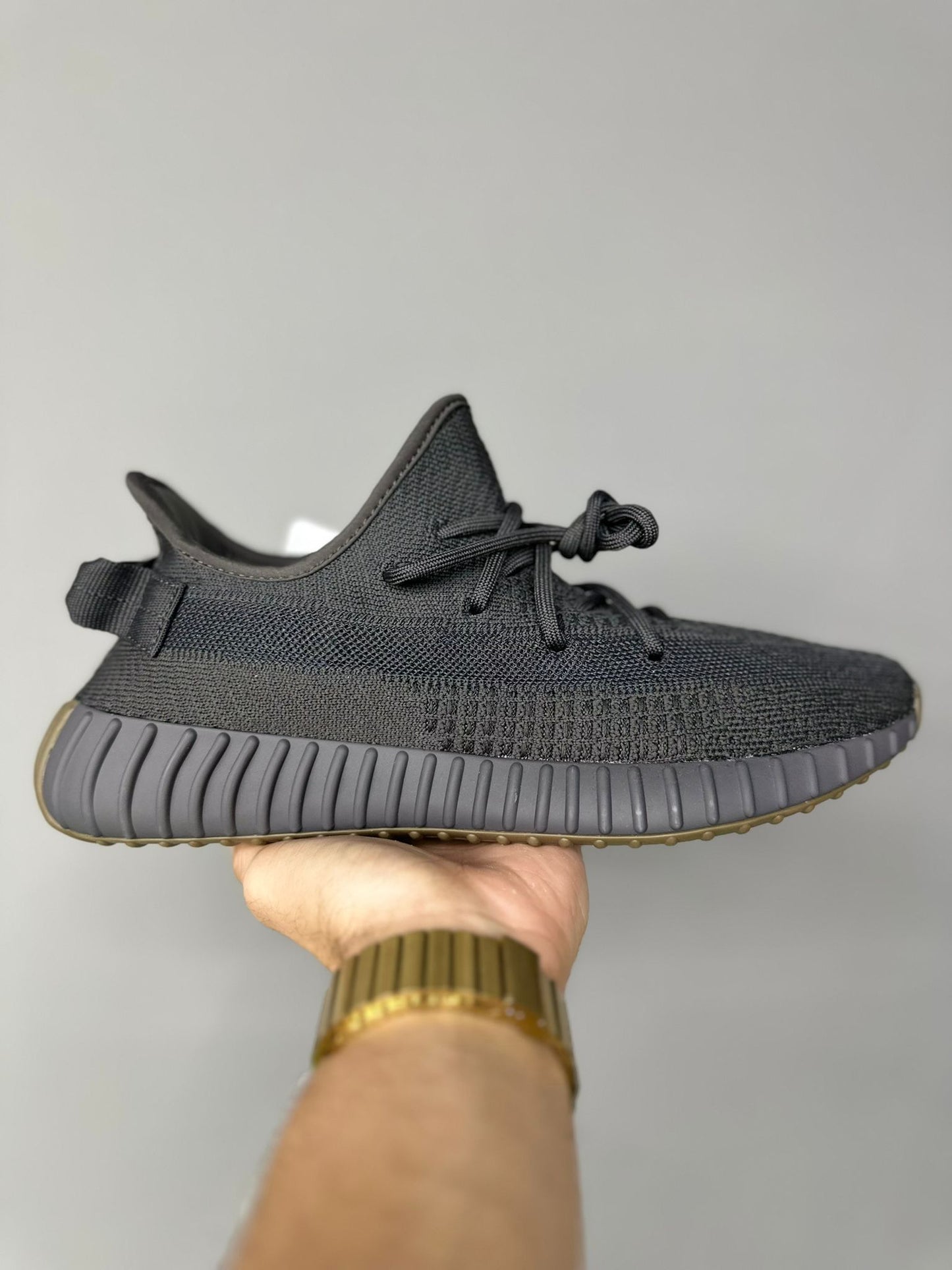 Yeezy 350 "Cinder"