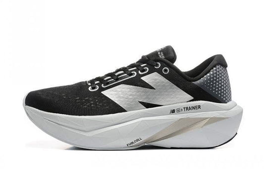 NB Trainer "Black/White"