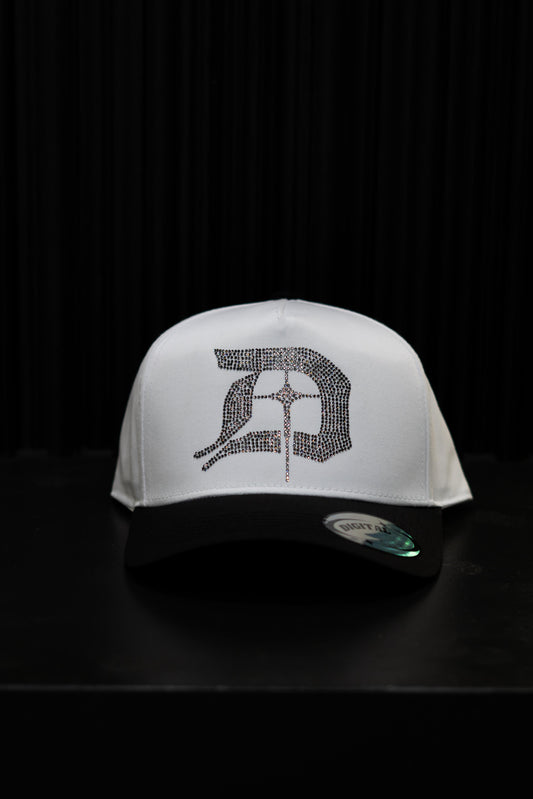 Digital Cap WHITE BLACK