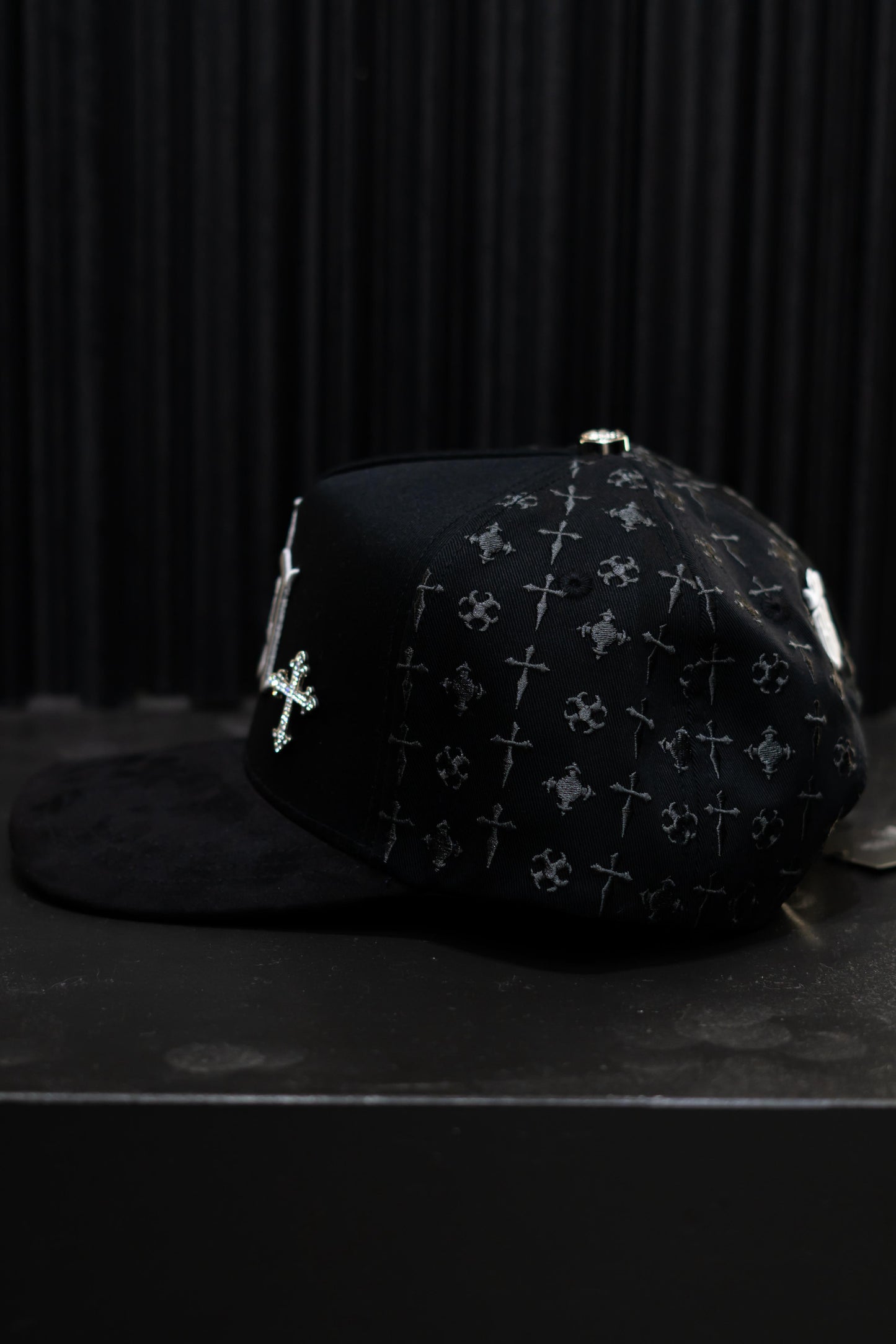 BIG BOSS LA W CRUCES RHINESTONE