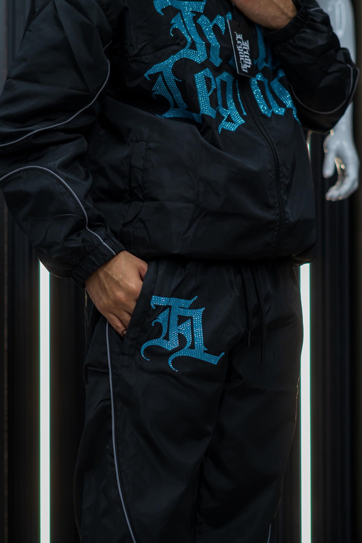 TRUTH LEGACY SET BLUE W RHINESTONE New Drop
