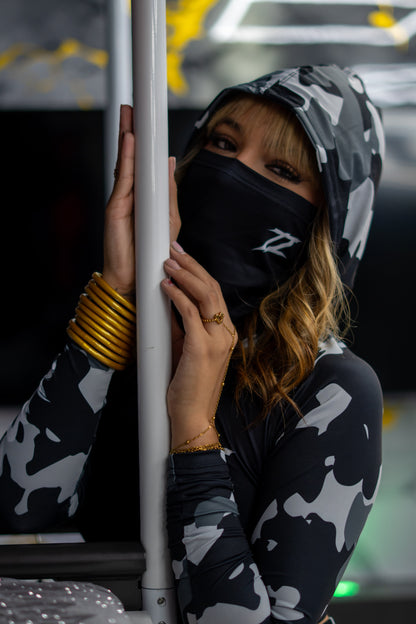 TRUTH LEGACY SET  PLAYA NEGRO CAMO MUJER