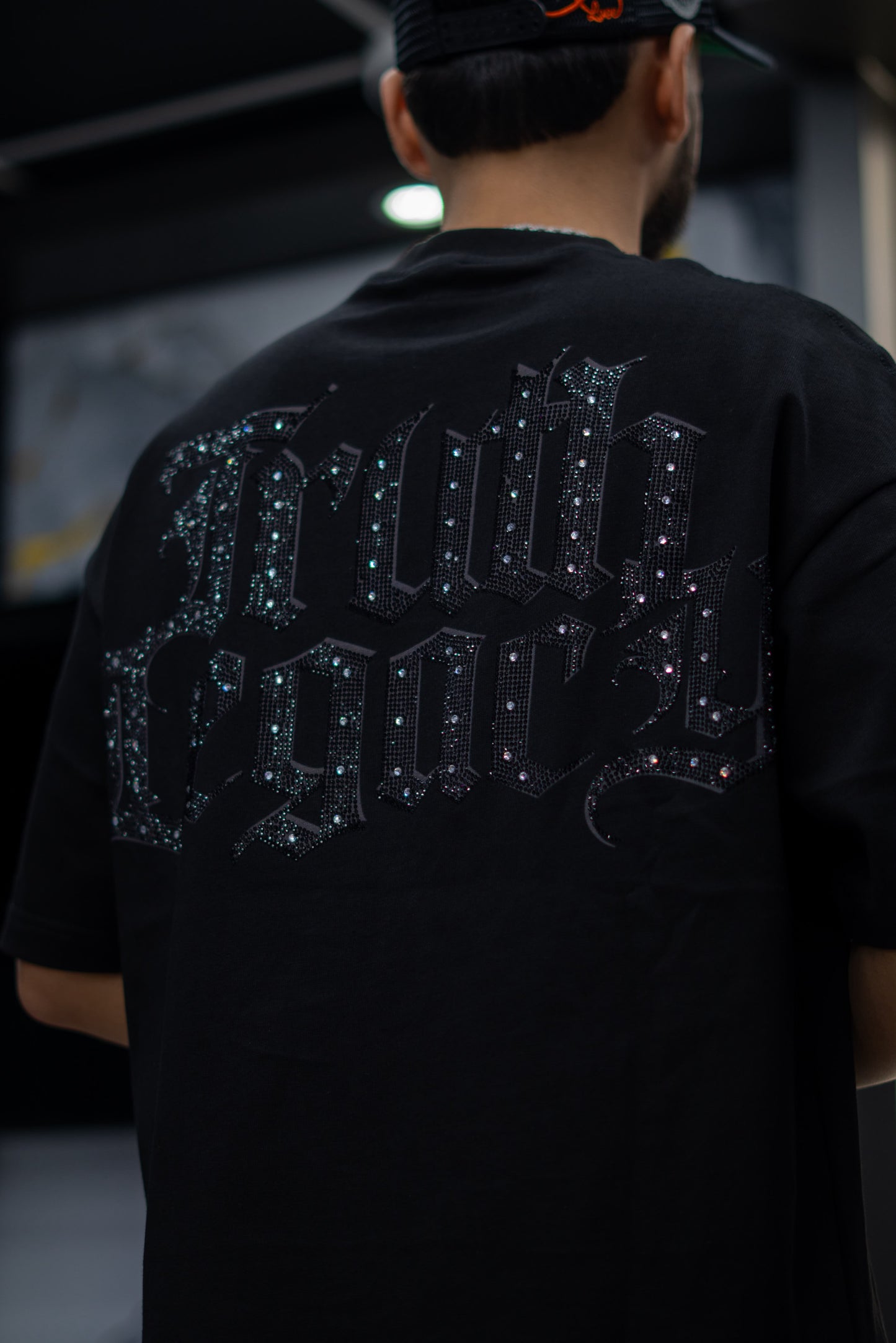 TRUTH LEGACY Basic Tee Black and Grey