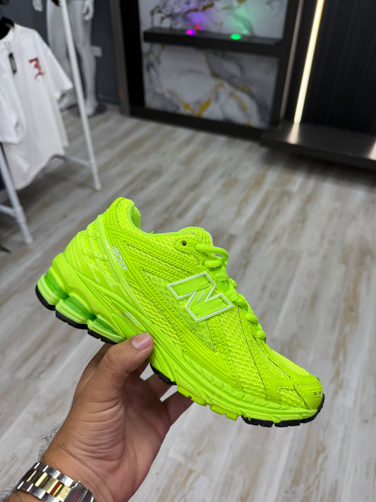 New Balance 1906 Neon Green
