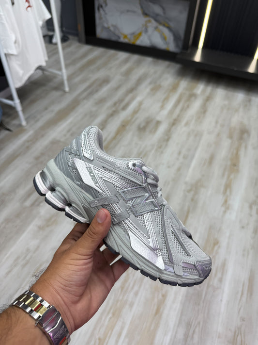 New Balance 1906 Silver