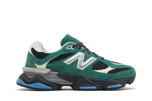 9060 'Forest Green'